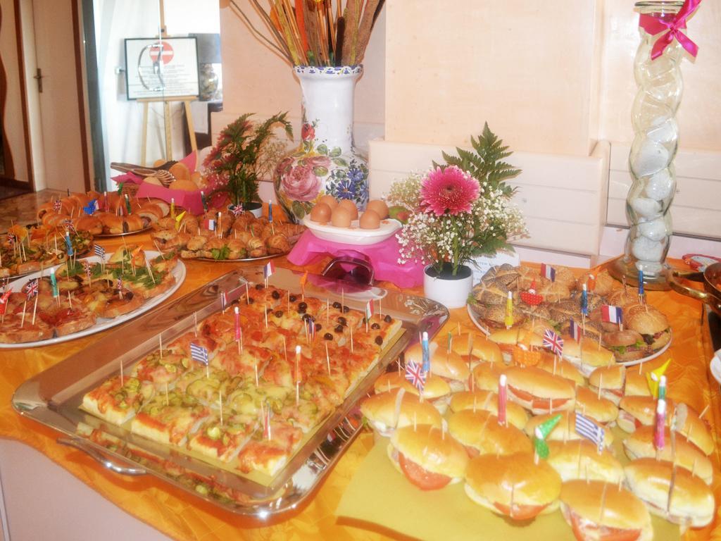Hotel Cobalto Ρίμινι Εξωτερικό φωτογραφία