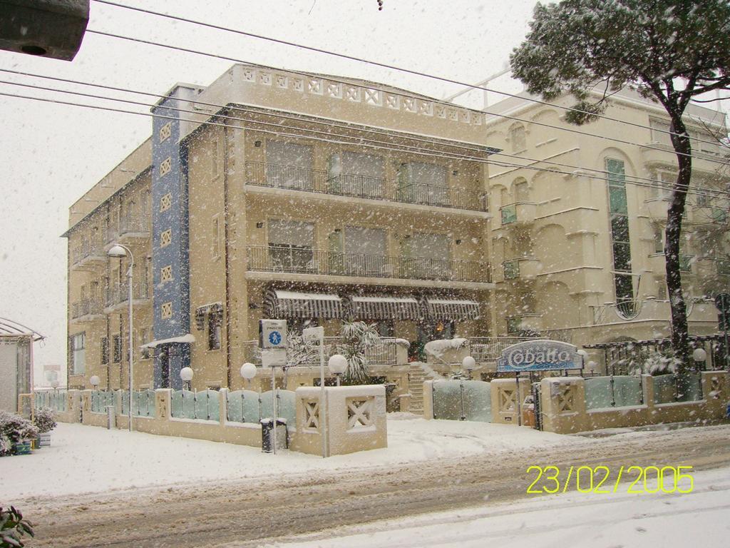 Hotel Cobalto Ρίμινι Εξωτερικό φωτογραφία