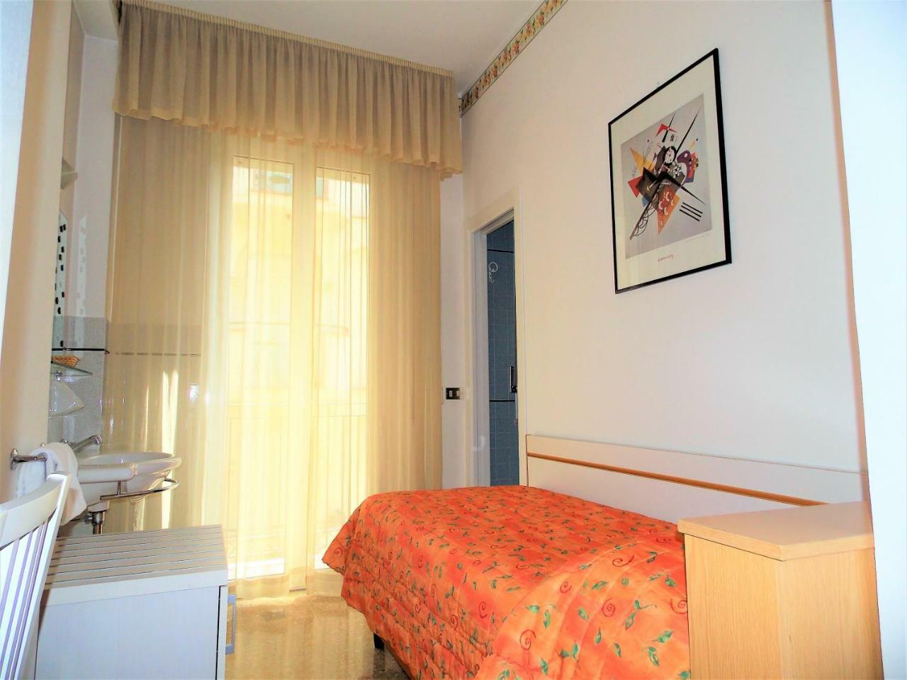 Hotel Cobalto Ρίμινι Εξωτερικό φωτογραφία